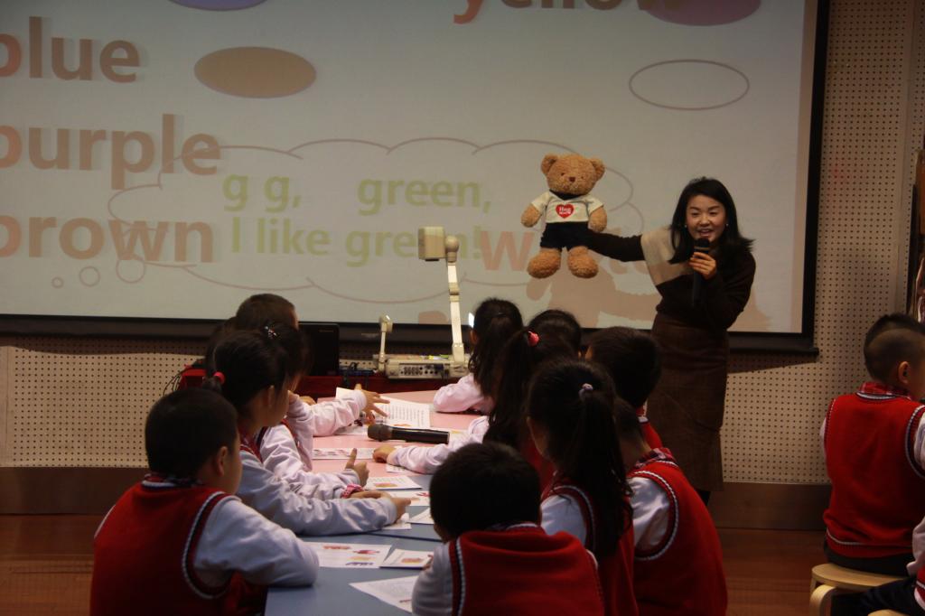 周群老师在上课